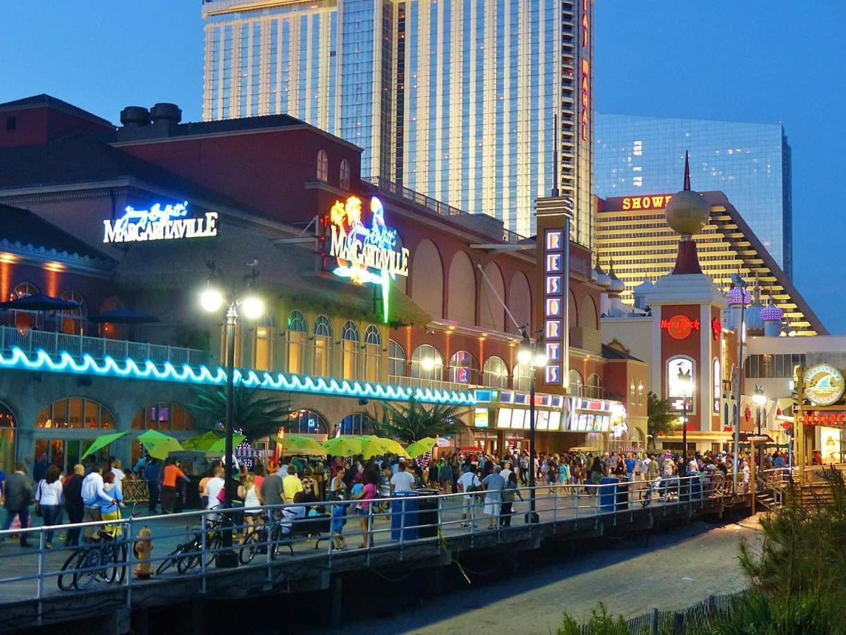 Astonishing Ocean Front Condo Cozysuites At Showboat Atlantic City Exterior photo